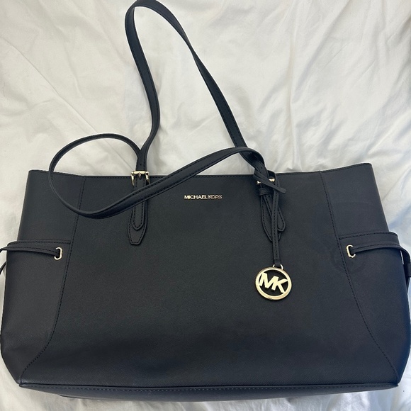 Michael Kors  Large  Leather Tote Bag NEW - Picture 1 of 1